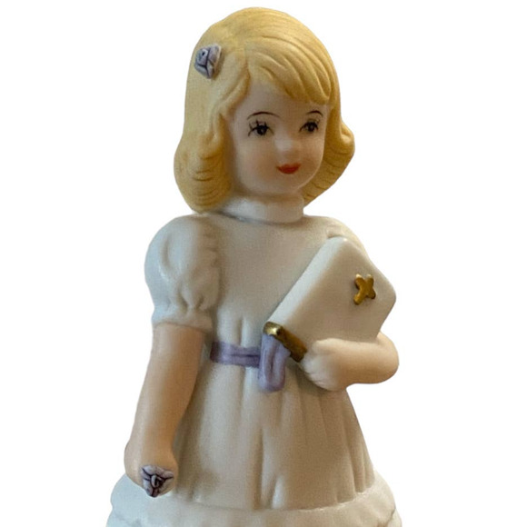 Enesco Growing Up Girls Blonde Communion Confirmation 4.5" Figurine 515809 NIB - Picture 8 of 11